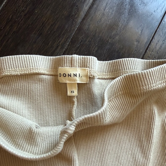 DONNI. Ribbed Tan Pants - Picture 2 of 2